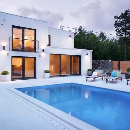 Moretto With Private Pool & Jacuzzi - Rijeka Area Viskovo