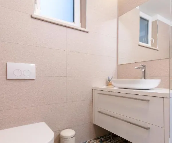 Villa Moretto With Private Pool & Jacuzzi - Rijeka Area Viskovo