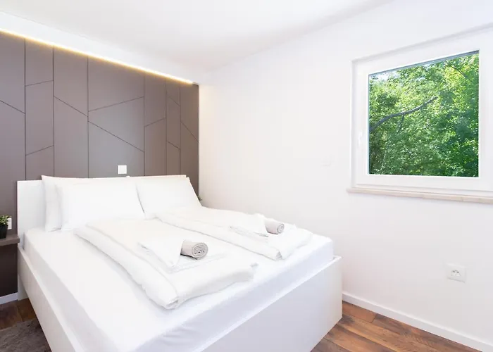 Villa Moretto With Private Pool & Jacuzzi - Rijeka Area Viskovo