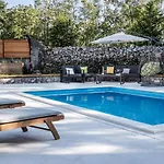 Moretto With Private Pool & Jacuzzi - Rijeka Area