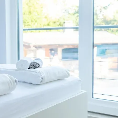 Moretto With Private Swimming Pool And Jacuzzi *