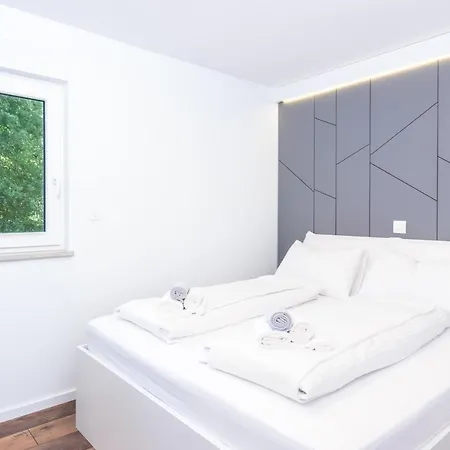 וילה Moretto With Private Swimming Pool And Jacuzzi Viskovo