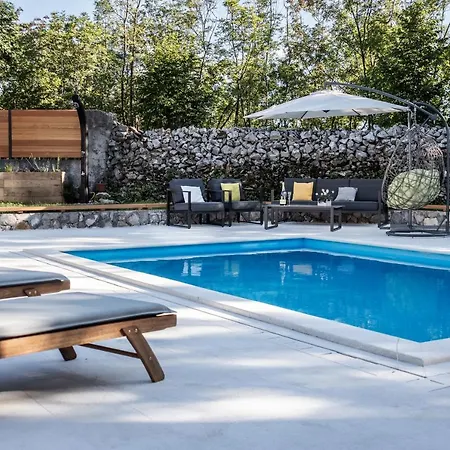 Moretto With Private Pool & Jacuzzi - Rijeka Area