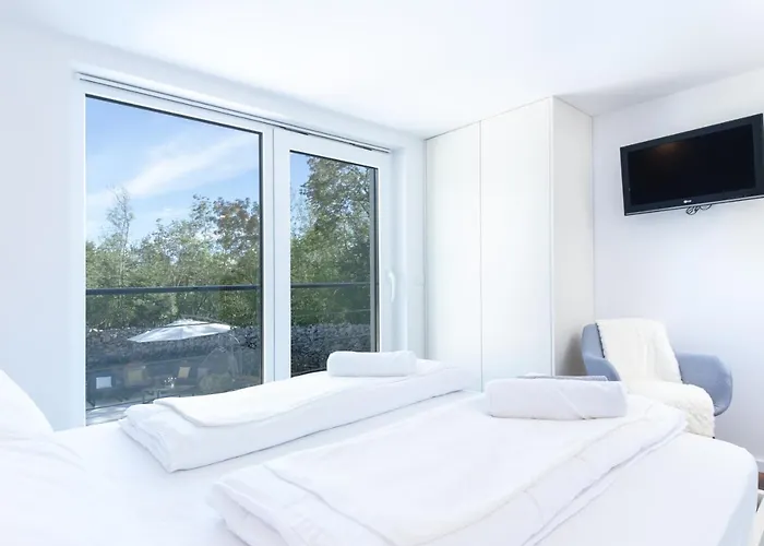 Villa Moretto With Private Pool & Jacuzzi - Rijeka Area Βίλα