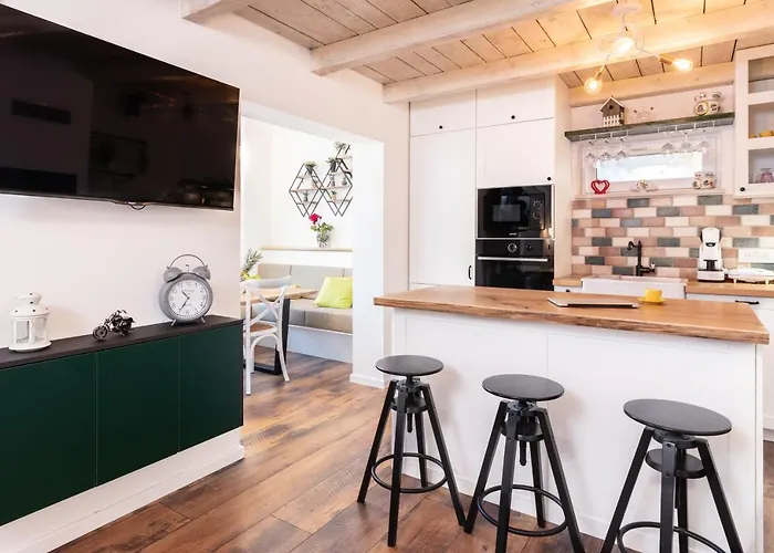 Villa Moretto With Private Pool & Jacuzzi - Rijeka Area Βίλα